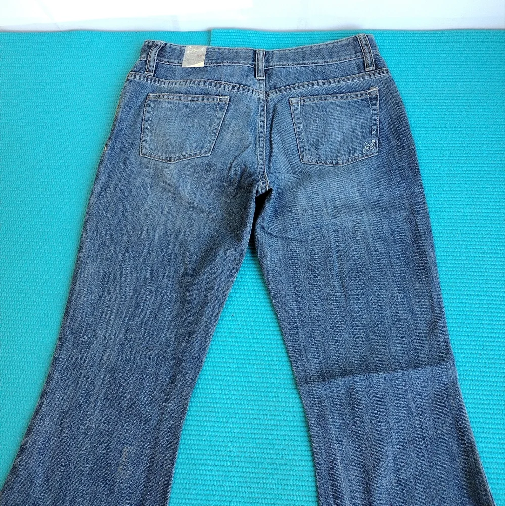 NWT Old Navy Junior Girlfriend Classic Rise Flare Jeans - Adj Waist - 12 Plus